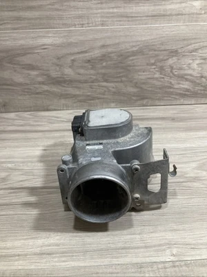Toyota Land Cruiser 1993-1994 1FZ 4,5 paletas medidor de flujo de aire sensor admisión maf masa Foto 1 de 4