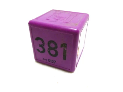 2003-2009 VOLKSWAGEN PASSAT AUDI A6 MULTIFUNCTION FOG LIGHT RELAY 431951253G OEM - Image 1 of 3