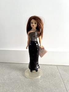 Madame Alexander "Elegant Attitude" Coquette Cissy, #35935 - Picture 1 of 4
