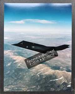 USAF F-117A NIGHTHAWK 81-10796 FOTO UFFICIALE SKUNK WORKS 8X10 IN OTTIME CONDIZIONI - Foto 1 di 3