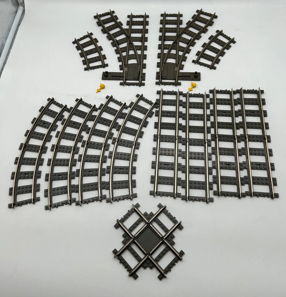 Lego System Ferrovia 9 Volt Incrocio deviatore binario 4515-4519-4520-4531 - Immagine 1 di 1