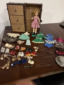 14" Madame Alexander TYPE DOLL with case & accessories - Picture 1 of 23