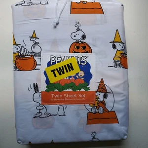 Berkshire Peanuts Halloween Twin Sheet Set Snoopy Woodstock white, orange- New - Picture 1 of 7