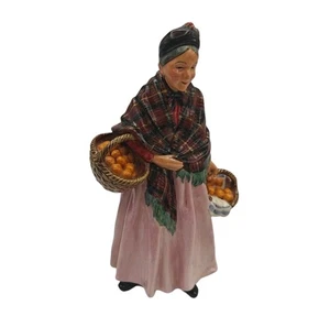 Estatuilla de porcelana Royal Doulton England HN1759 The Orange Lady - Imagen 1 de 9
