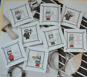 Tabla de punto de cruz - Tarjetas de invitación de chef + camarero barbacoa bebidas fiesta cena - Imagen 1 de 1