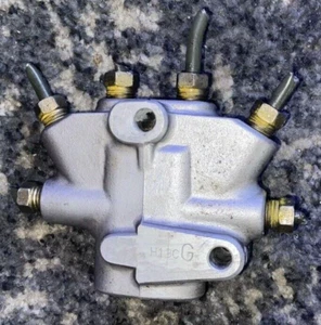 2001 2002 2003 2004 2005 2006 OEM Honda CR-V Non-ABS Brake Proportioning Valve - Picture 1 of 3