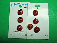 (7) La BOUTON LaMODE 1/2" SIX-SPOTTED LADY BUG RED PLASTIC 2-HOLE BUTTONS (I-83)