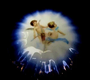 ANTIQUE VICT. C.1890 FLOW-BLUE CHERUB POWDER BOWL BY VICTORIA CARLSBAD - AUSTRIA - Picture 1 of 5