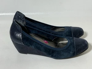 Ros Hommerson Women Harlow Navy Blue Heels Shoes 7.5 N Animal Print - Picture 1 of 7