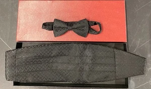 Tuxido Cumberbun and Bow Tie Set- Preowned - Picture 1 of 7