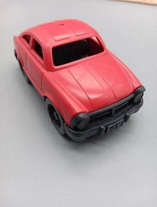 Green Toys Mini rotes Auto aus recyceltem Kunststoff 4 Zoll - Bild 1 von 6