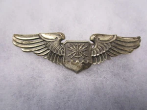 Original Post WWII era STERLING AAF Navigator Pinback Wings ~ VANGUARD - Picture 1 of 4