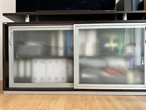 Palmberg Sideboard, dunkelbraun, Glasschiebetüren, 90x160, Zweiregalsystem - Bild 1 von 5