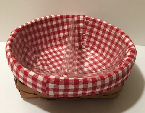 Vtg 10" round wicker basket with red checked liner and plastic divider Utensils Cover