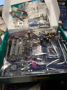 GigabYte B150M-D3H - Afbeelding 1 van 1