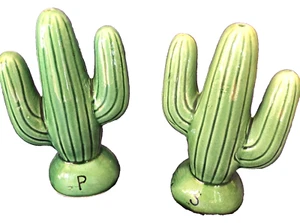 Saguaro Cactus salt and pepper shakers - Picture 1 of 7