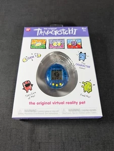 Bandai Tamagotchi Gen 1 - Clear Blue & Yellow Buttons - Imagen 1 de 7