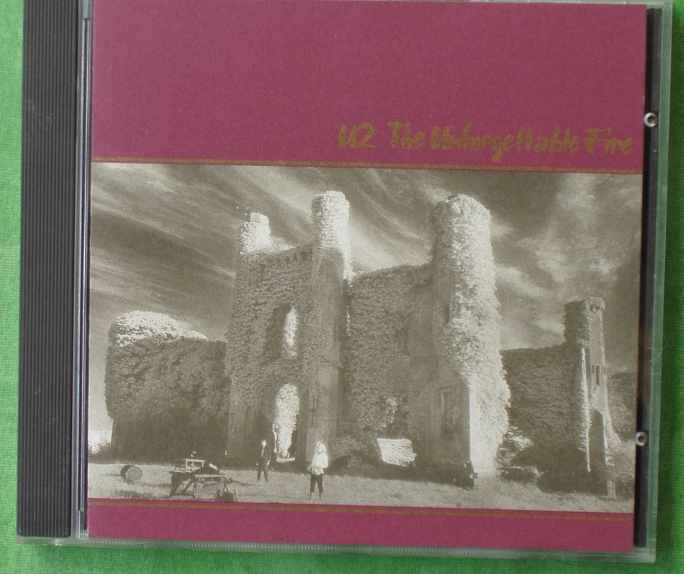U2 The unforgettable fire - Bild 1 von 1