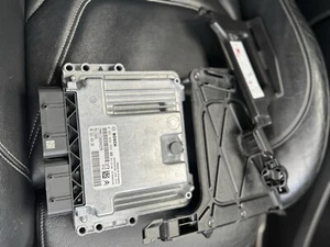 Bosch 9850563780 Peugeot, Citroen , Vauxhall, Diesel 96kW - Picture 1 of 2