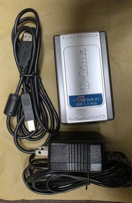 D-Link DUB-H7 7-Port USB 2.0 Hub - Image 1 of 3
