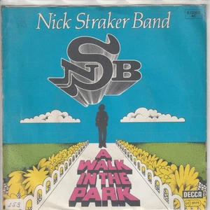 Nick Straker Band – A walk in the park – Something in the music –6.12505 AC - 7“ - Bild 1 von 2