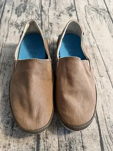 Women's Crocs Stretch Sole Loafers  Size W5 - Picture 1 of 11