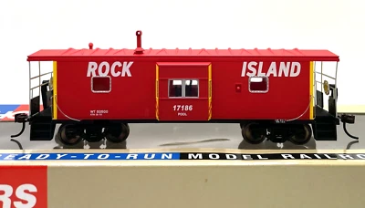 HO WALTHERS 932-7630 PLATINUM LINE INTERNATIONAL BAY WINDOW CABOOSE ROCK ISLAND - Image 1 of 2