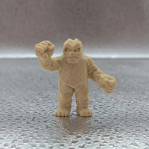 M.U.S.C.L.E Figure Kinnikuman #009 Iwao Beige Kinkeshi 1980s - Picture 1 of 4