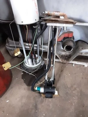 Fuel Pump Assembly Chassis Cab Fits 07-10 SIERRA 3500 PICKUP 1496730 Foto 1 de 4