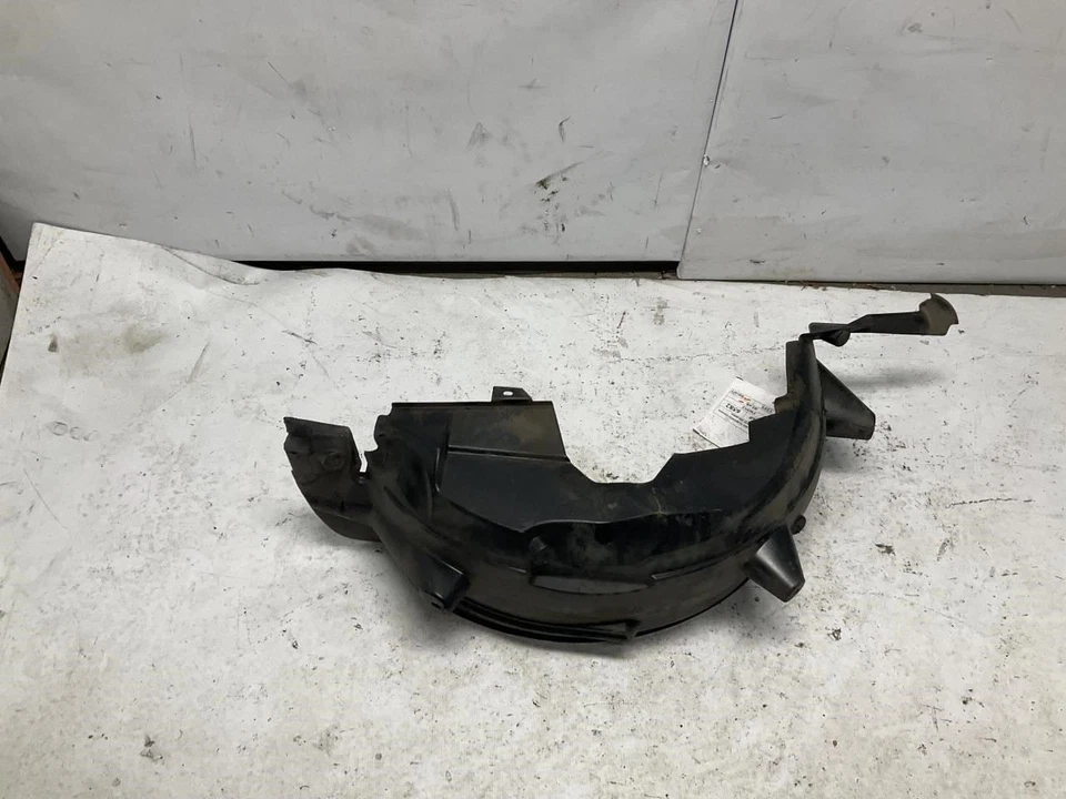 08-16 Smart Fortwo Rear Right Fender Liner Splash Shield T - Image 1 of 4