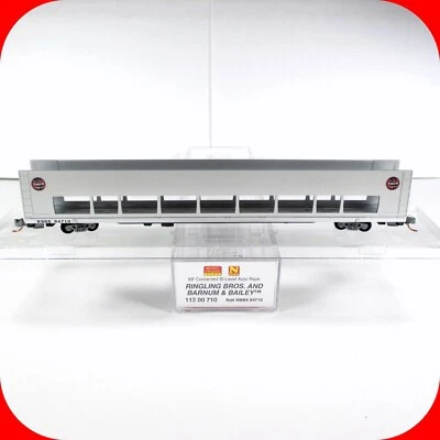 N Scale **RINGLING BROS BARNUM BAILEY** Auto Rack #84710 - Micro Trains 11200710 - Image 1 of 4