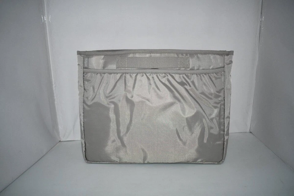 Organizador de Totes Thirty One en Taupe Nuevo con Etiquetas Foto 1 de 4