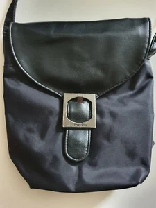 STREET ONE Damen-Umhängetasche, Nylon-Kunstleder-Mix, schwarz, gebraucht - Bild 1 von 5