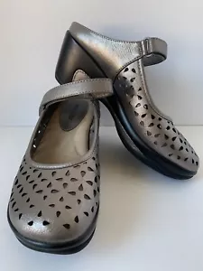 Rialto Vienna Silver Mary Jane Laser Cut Comfort Shoe Clog Women’s Size 7.5M - Picture 1 of 20