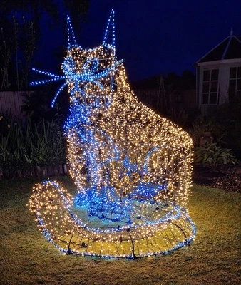 Festive Frames 2.1 mtr high 3D Cat Christmas Display Kit with Lights - Image 1 of 3