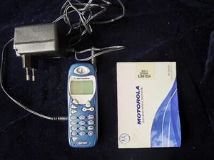 Motorola M3888 mit Netzteil, ohne Batterien/Akkus, mit Originalschachtel - Bild 1 von 2