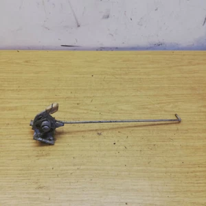 Cierre de liberación del asiento trasero derecho del conductor mercedes e w124 [86-93] - Imagen 1 de 7