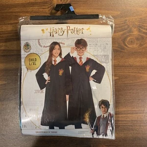 Harry Potter Children's Griffindor Robe Size L/XL Costume Robe Only Brand New - Picture 1 of 2