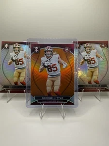 Lote de 3 tarjetas George Kittle 2024 Panini totalmente certificadas - naranja/99 - platino x2 - Imagen 1 de 8