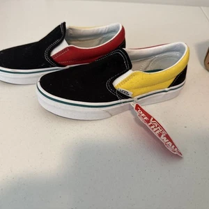Kids Vans Size 1.5 Classic Slip-ons - Picture 1 of 4