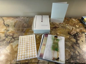 Visionaire 48 Magic Van Cleef & Arpels Fotokarte mit 18k Gold Charm Limit 3000 - Bild 1 von 6