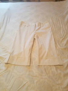 Cute BCX Juniors Bermuda Dress Shorts/Capris White w/Black Stripes Size 7 - Picture 1 of 11