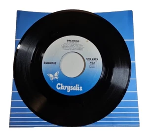 Blondie: Dreaming / Living In The Real World 7" Vinyl 45 Chrysalis 1979 - Imagen 1 de 6