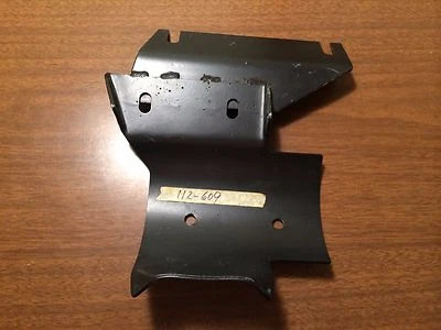 Suporte silenciador vintage Arctic Cat NOS 0112-609 '80-'92 Panther Jag Super Jag - Imagem 1 de 4