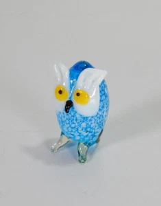 Art Glass OWL Hand Blown Detailed Bird w/ Big Yellow eyes 1.75 " Tall - Picture 1 of 7