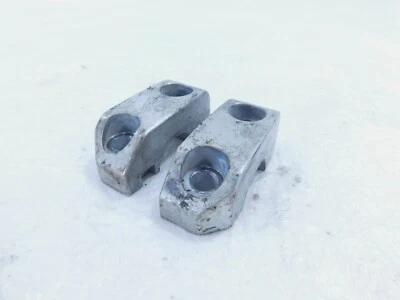 Abrazaderas de montaje elevador manillar superior delantero Honda VF500 Magna V30 500 1984-1985 Foto 1 de 4