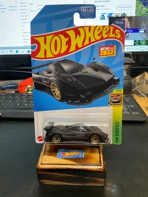 Hot Wheels Exotics 2022 "Pagani Zonda R" #215 Foto 1 de 4