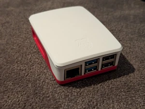 Raspberry Pi 5 Model B 4GB Starter Kit - Bild 1 von 1