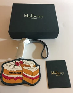 AUTHENTIC MULBERRY ENGLAND 50TH ANNIVERSARY LEATHER SPONGE CAKE KEYRING BOXED - Picture 1 of 21