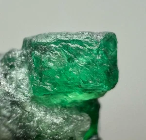 4.50 Cts Full Terminated Top Green Swat Emerald Crystals On Matrix From Pak. - Imagen 1 de 9